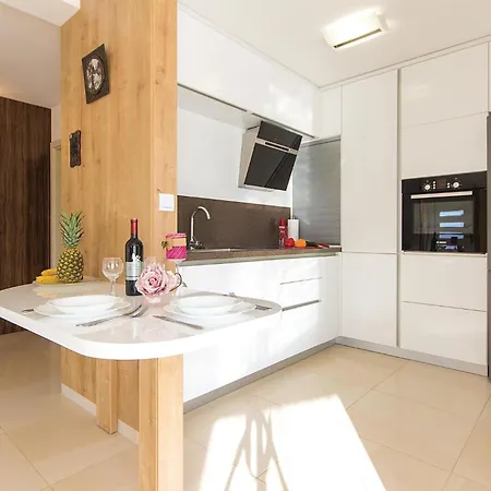 Lovely In With Kitchen Medulin